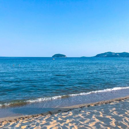 Dream Villa PalaiónTsiflíkion 외부 사진