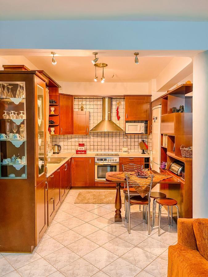 Dream Villa PalaiónTsiflíkion 외부 사진